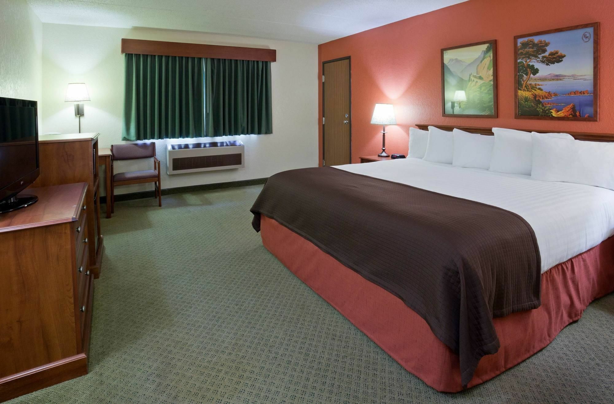 Americinn By Wyndham Alexandria Bagian luar foto
